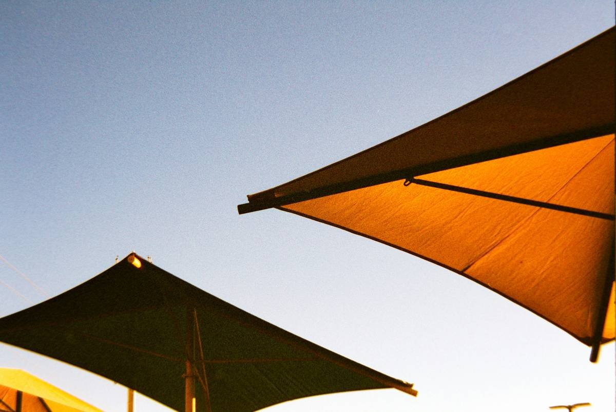 Sun Protection Features in Travel Chairs: Your Skin’s Best Defense on the Go